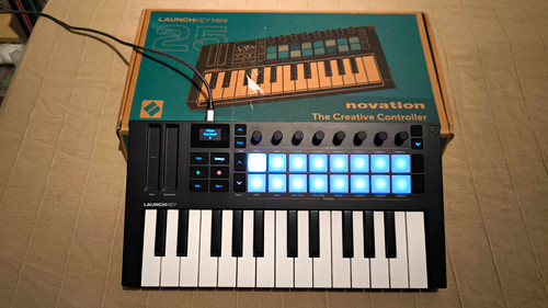 Novation launchkey mini mk4 - novation,