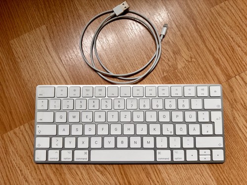Apple magic keyboard bluetooth - magic,