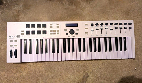 Arturia keylab essential - arturia,
