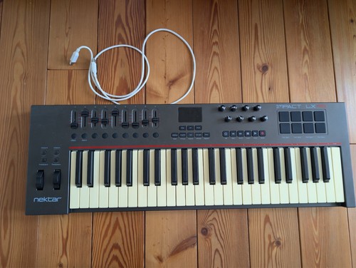 Midi keybooard nektar impact - nektar,